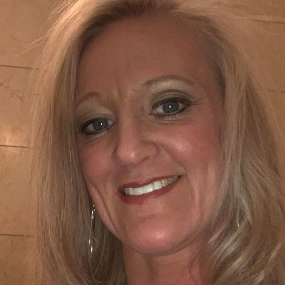 Meet your Posher, Billiejo - Picture 1 of 1